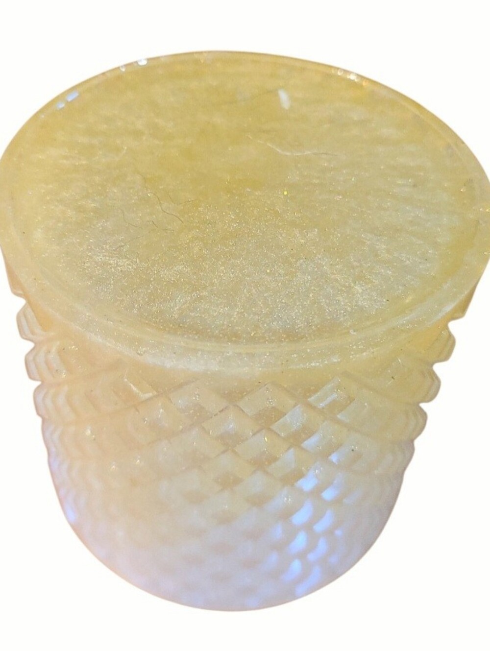 Acrylic DIAMOND Container - Picture 3 of 4